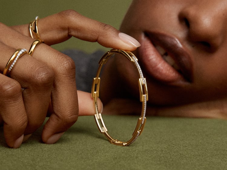 The Holiday Gift Shop